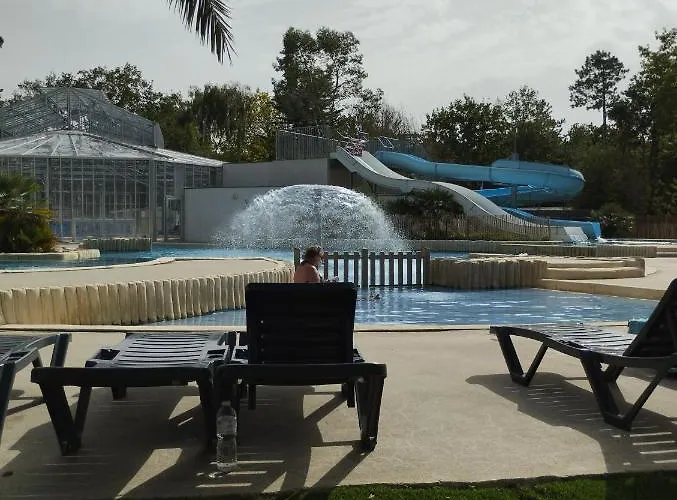 Mobil 4p * 피리악-쉬르-메르